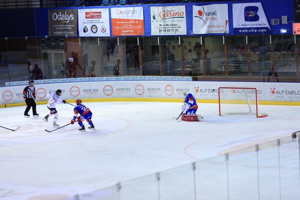 Lyon 5 - 1 Chamonix 