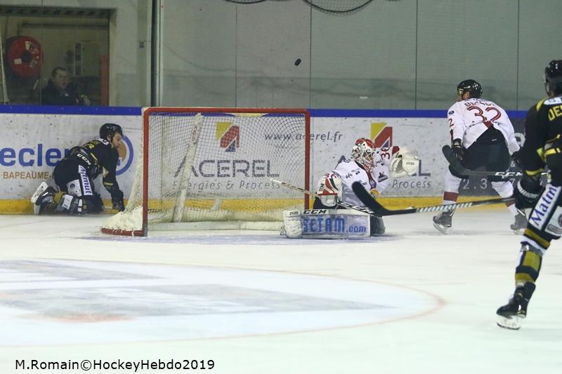 Rouen 12 - 2 Chamonix 