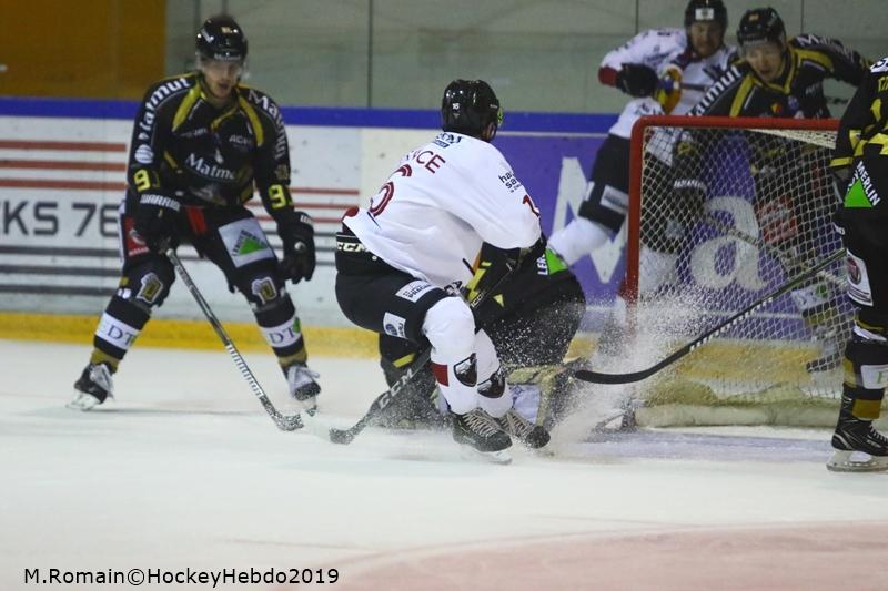 Rouen 12 - 2 Chamonix 