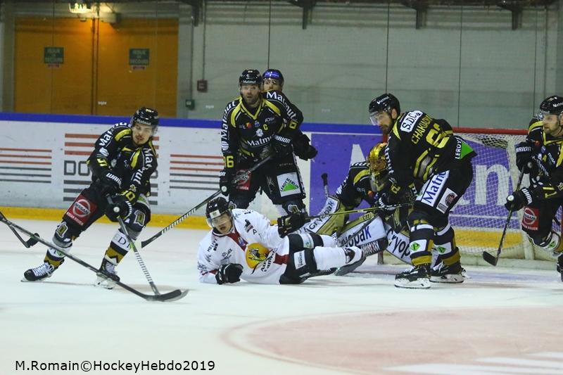 Rouen 12 - 2 Chamonix 