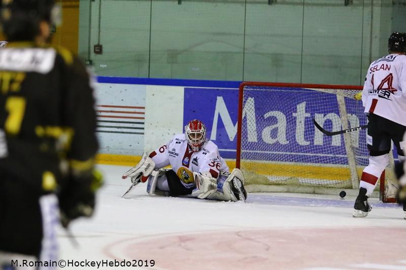 Rouen 12 - 2 Chamonix 