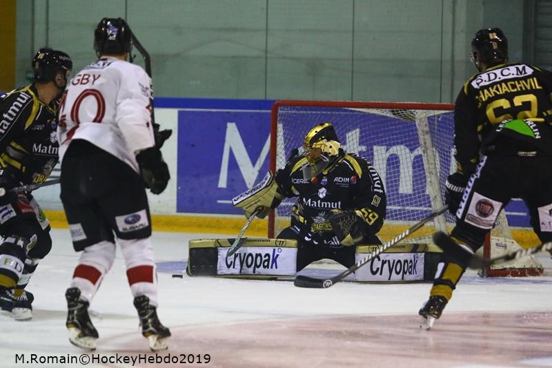 Rouen 9 - 0 Chamonix 