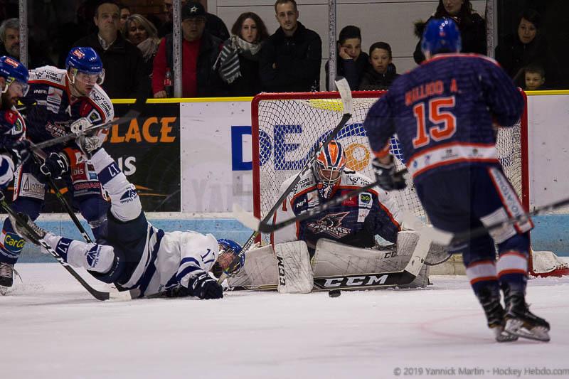 Clermont-Ferrand 3 - 0 Paris (FV)
