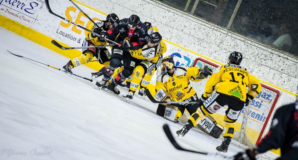Chamonix  2 - 3 Rouen