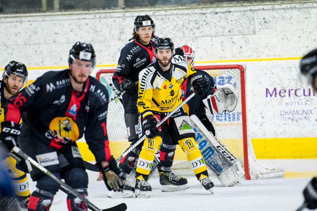 Chamonix  2 - 3 Rouen