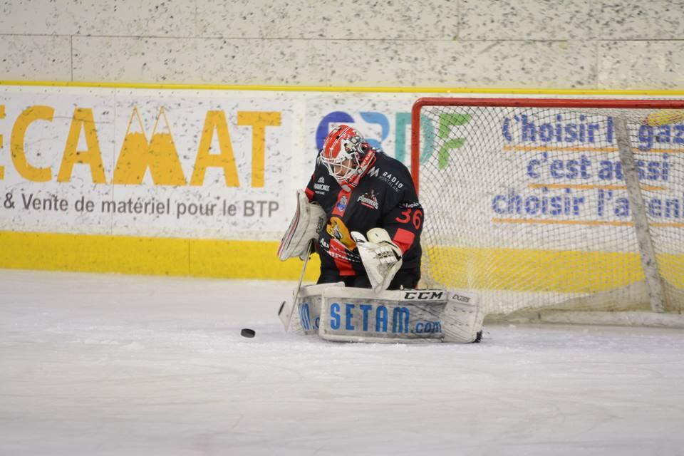 Chamonix  2 - 3 Rouen