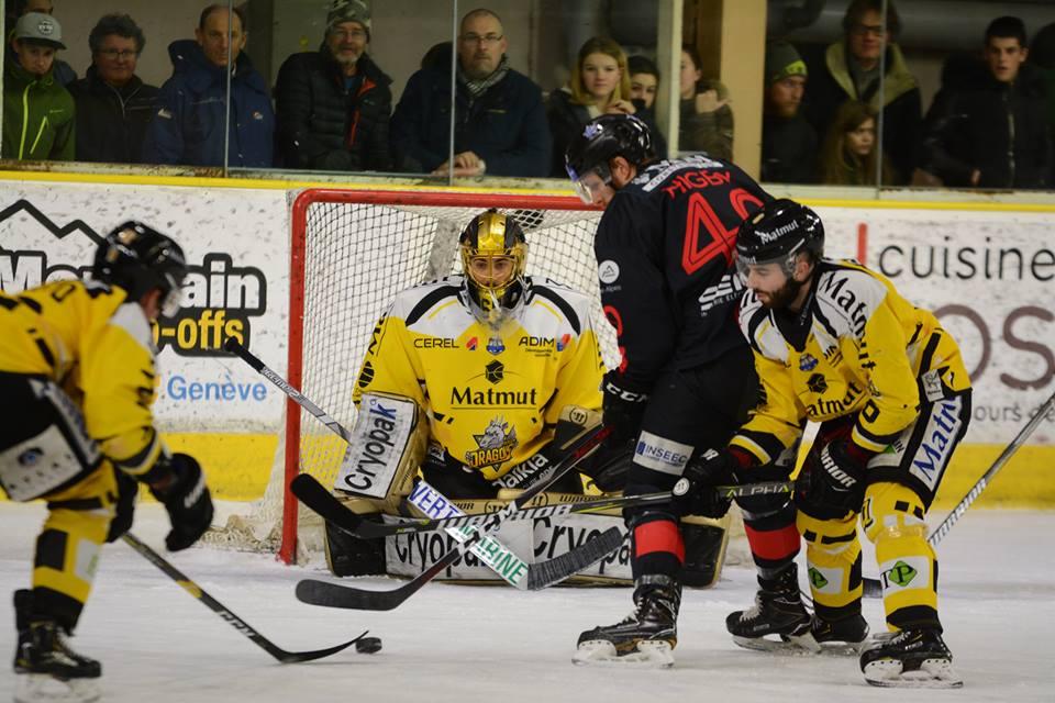 Chamonix  2 - 3 Rouen