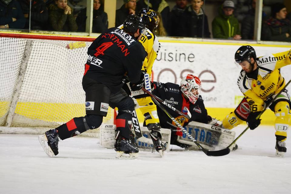 Chamonix  2 - 3 Rouen