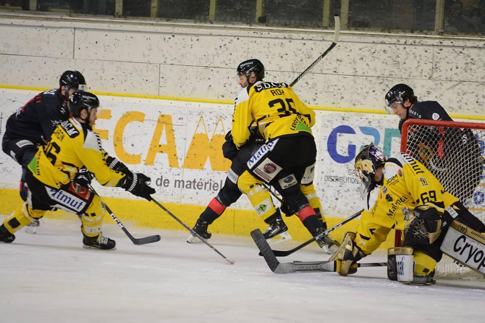 Chamonix  2 - 3 Rouen