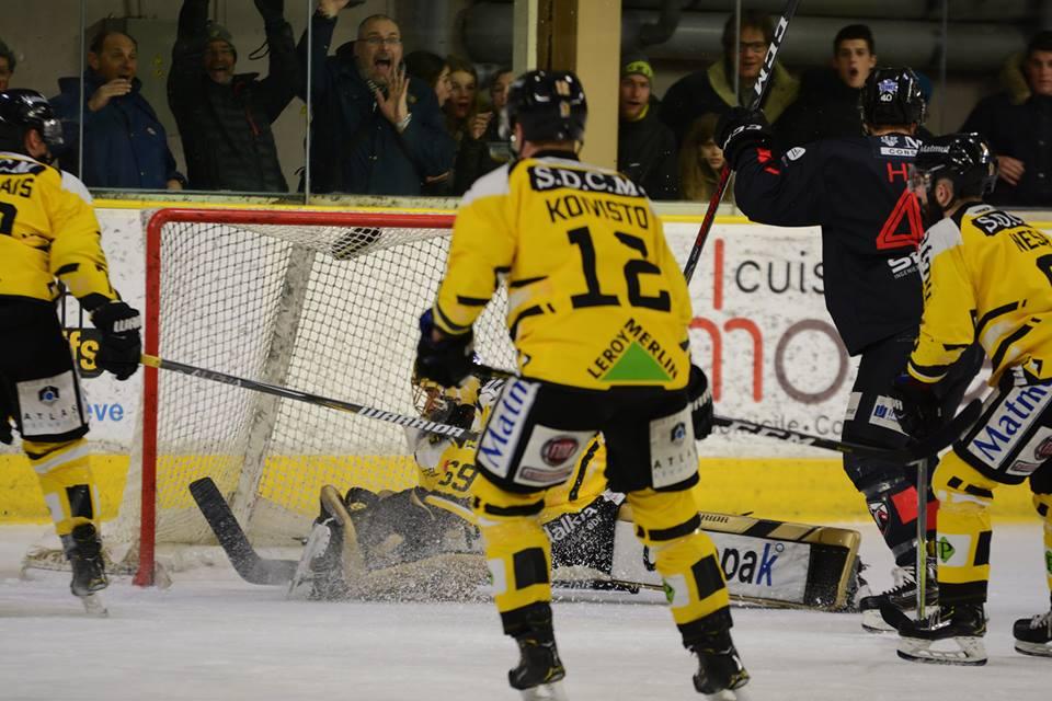 Chamonix  2 - 3 Rouen