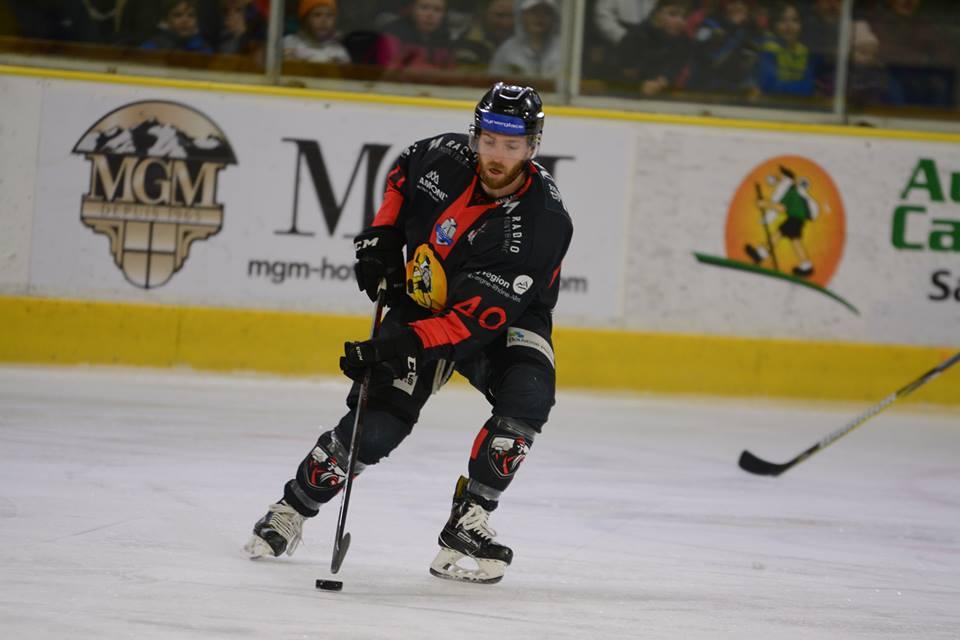 Chamonix  2 - 3 Rouen
