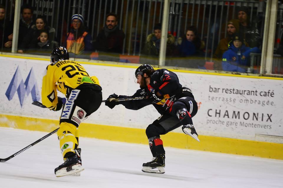 Chamonix  0 - 4 Rouen