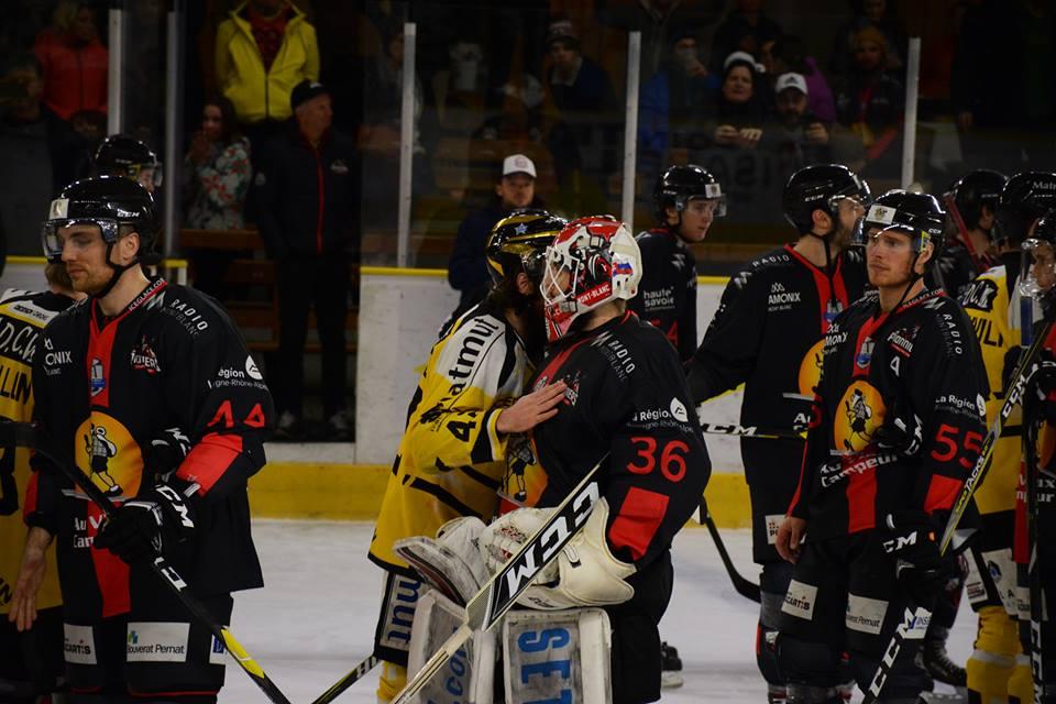 Chamonix  0 - 4 Rouen