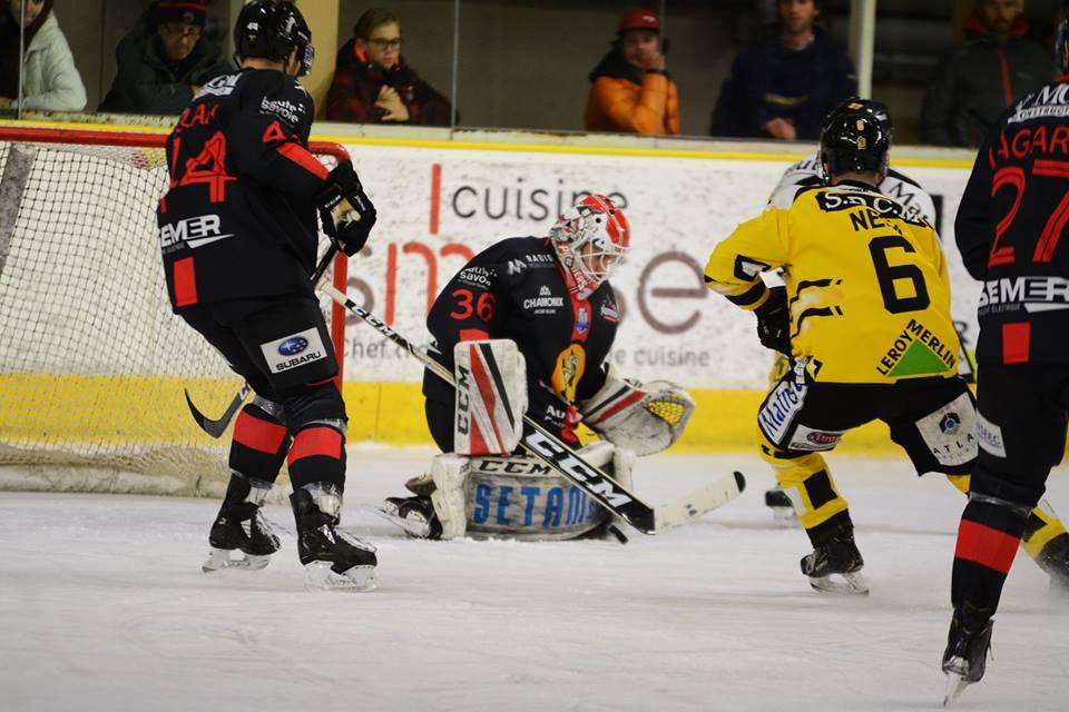 Chamonix  0 - 4 Rouen