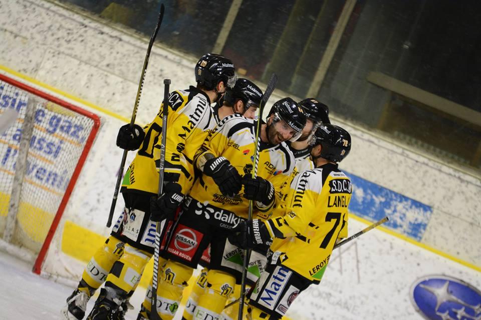 Chamonix  0 - 4 Rouen