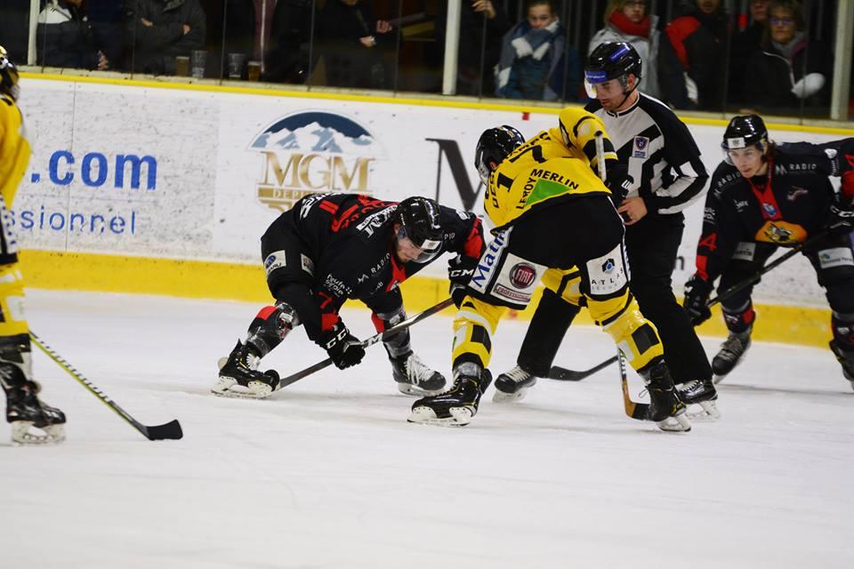 Chamonix  0 - 4 Rouen