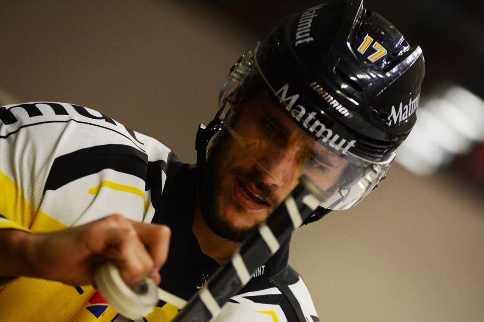 Chamonix  0 - 4 Rouen