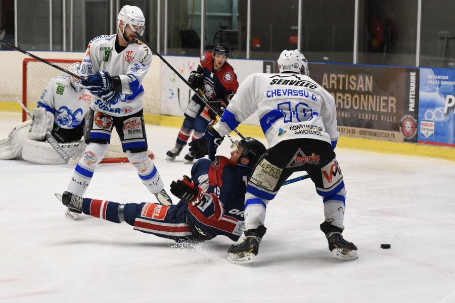 Wasquehal Lille 1 - 2 Courchevel-Méribel-Pralognan