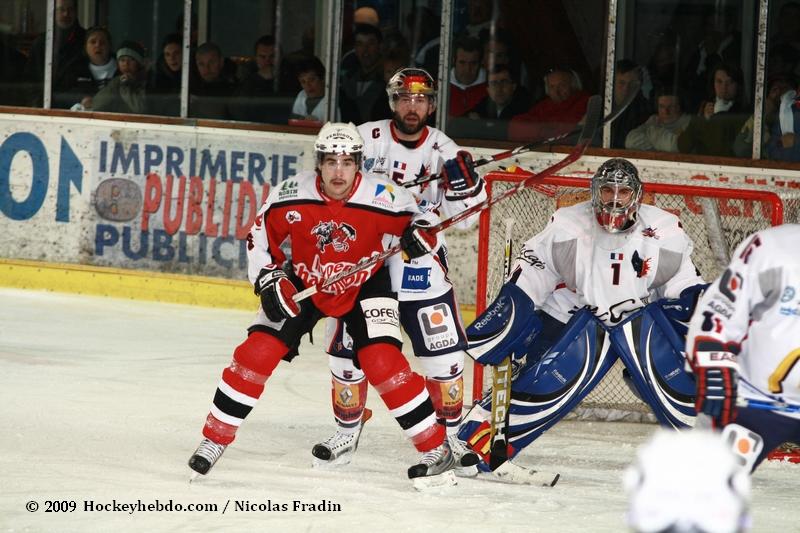 Briançon  5 - 2 Grenoble 