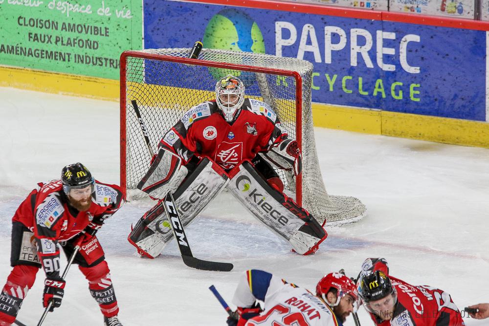 Amiens  3 - 7 Grenoble 