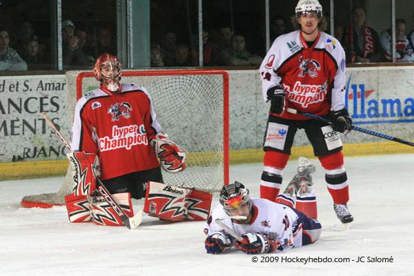 Briançon  0 - 3 Grenoble 