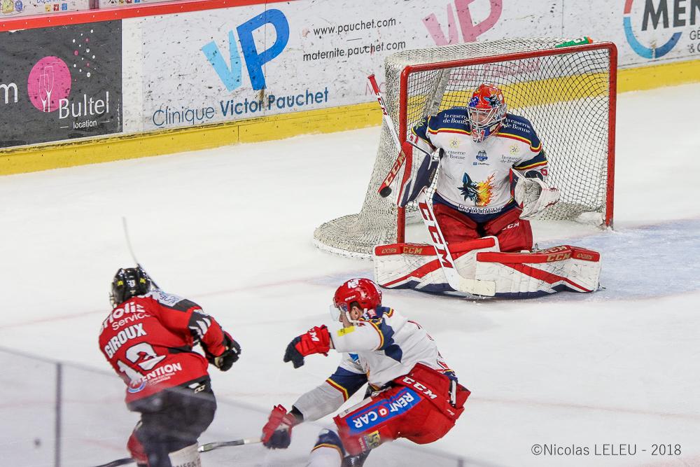 Amiens  3 - 7 Grenoble 