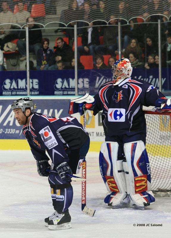 Grenoble  5 - 3 Tours 