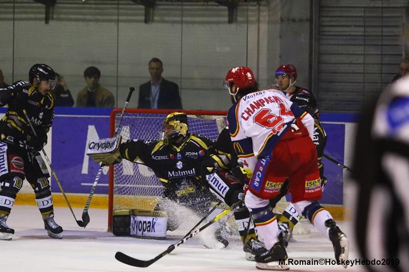 Rouen 2 - 3 Grenoble 