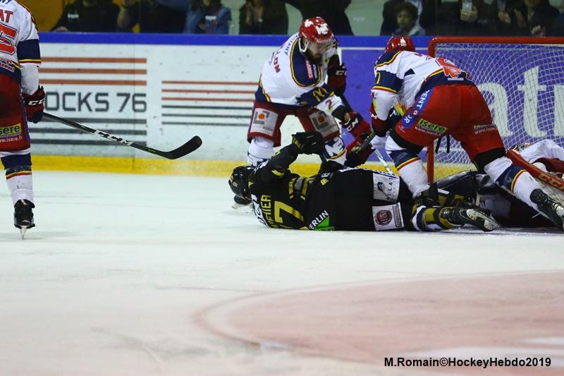 Rouen 2 - 3 Grenoble 