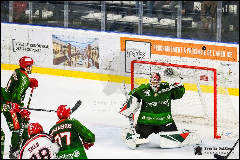 Cergy-Pontoise 0 - 4 Neuilly/Marne