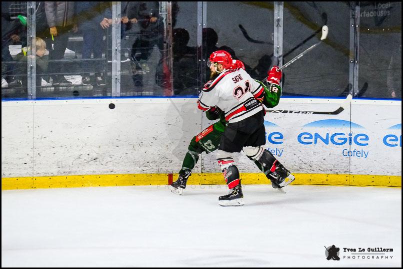 Cergy-Pontoise 0 - 4 Neuilly/Marne