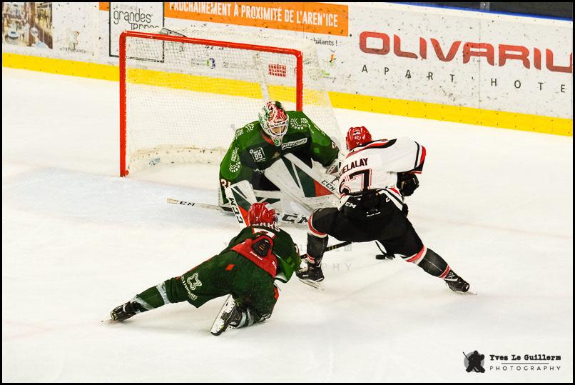 Cergy-Pontoise 0 - 4 Neuilly/Marne