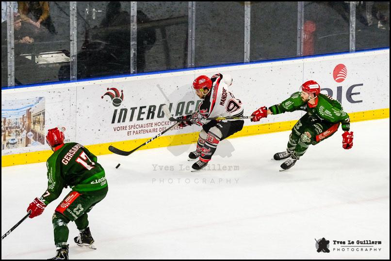 Cergy-Pontoise 0 - 4 Neuilly/Marne