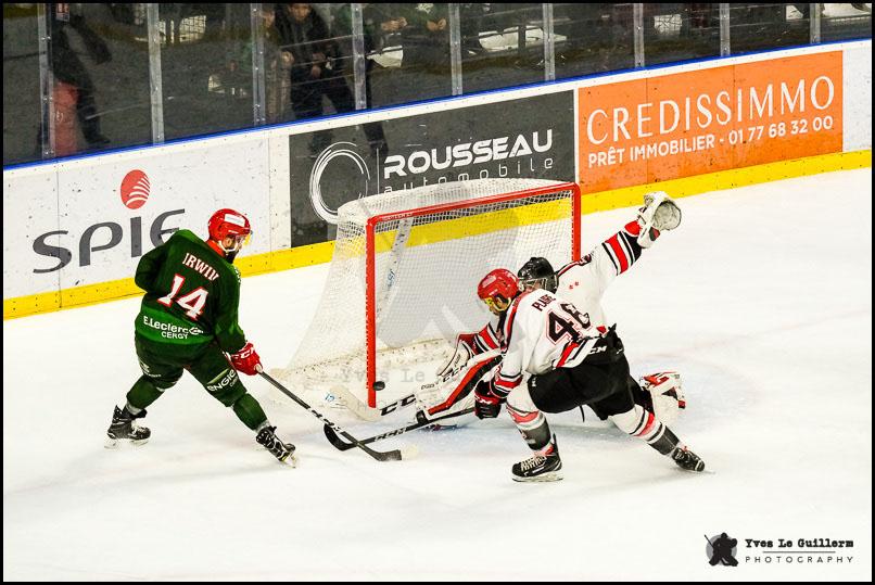 Cergy-Pontoise 0 - 4 Neuilly/Marne