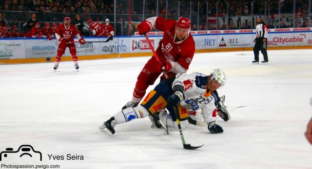 Photo hockey match Lausanne - Zug le 02/04/2019