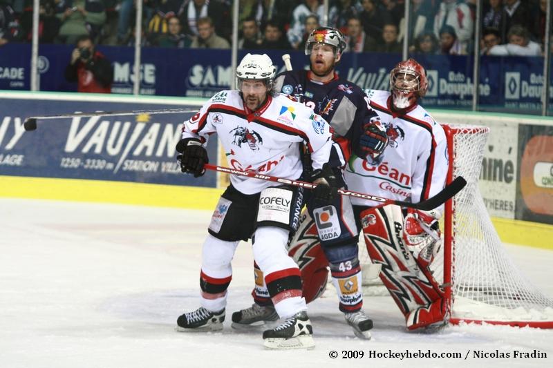 Grenoble  3 - 1 Briançon 
