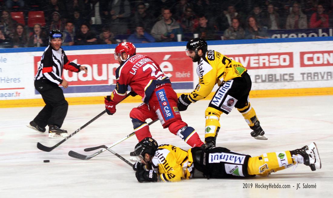 Grenoble  4 - 1 Rouen