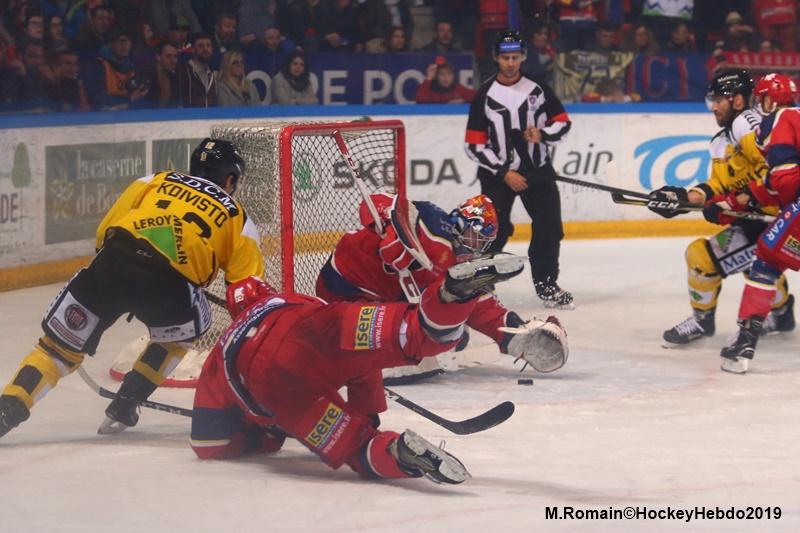 Grenoble  4 - 1 Rouen