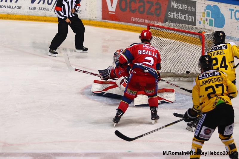 Grenoble  4 - 1 Rouen