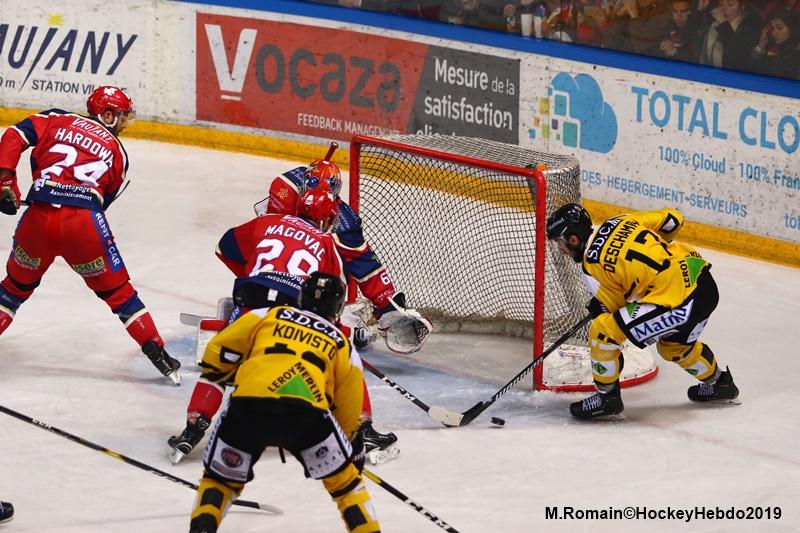 Grenoble  4 - 1 Rouen