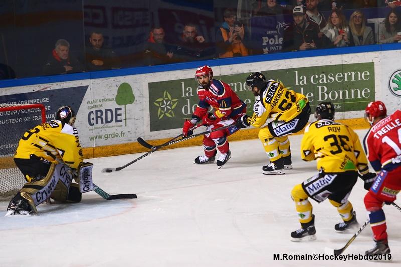 Grenoble  4 - 1 Rouen