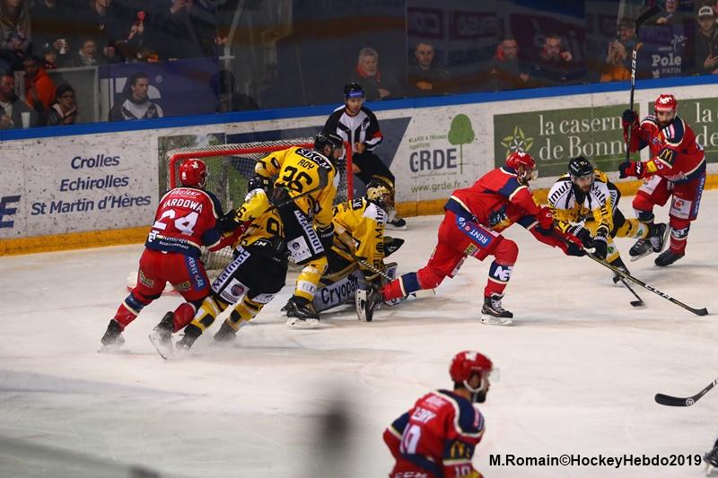 Grenoble  4 - 1 Rouen