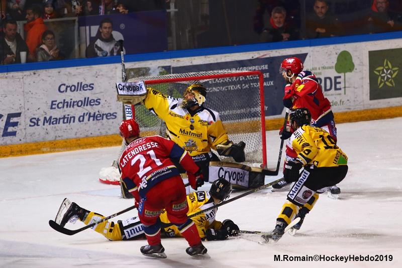 Grenoble  4 - 1 Rouen
