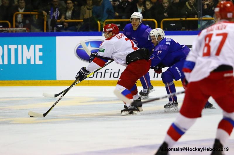 France 1 - 4 Russia
