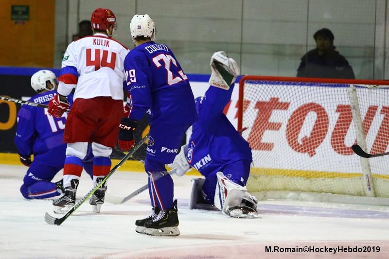 France 1 - 4 Russia