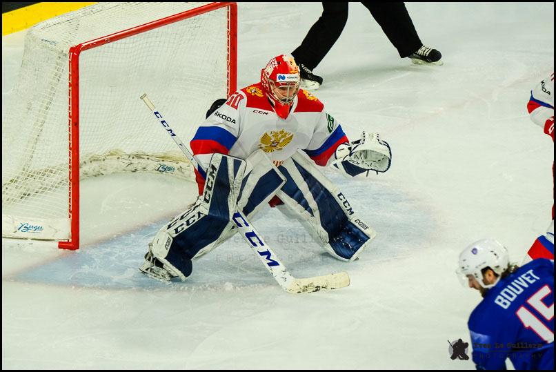 France 0 - 2 Russia