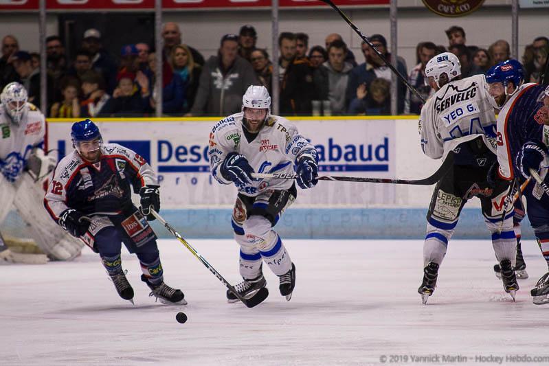 Clermont-Ferrand 3 - 2 Courchevel-Méribel-Pralognan