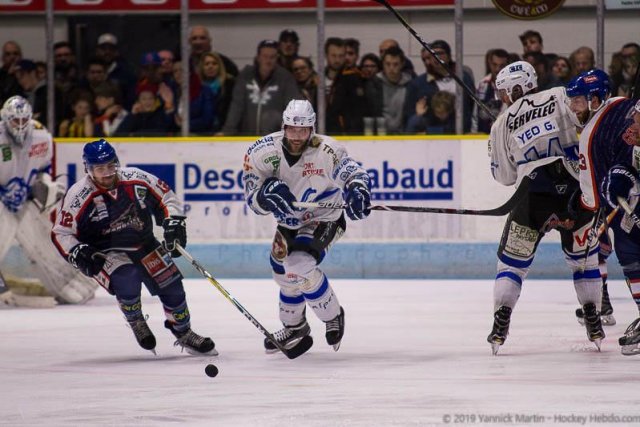 Photo hockey match Clermont-Ferrand - Courchevel-Méribel-Pralognan le 13/04/2019