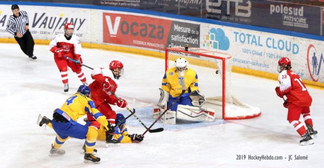 Photo hockey match Denmark - Ukraine le 15/04/2019