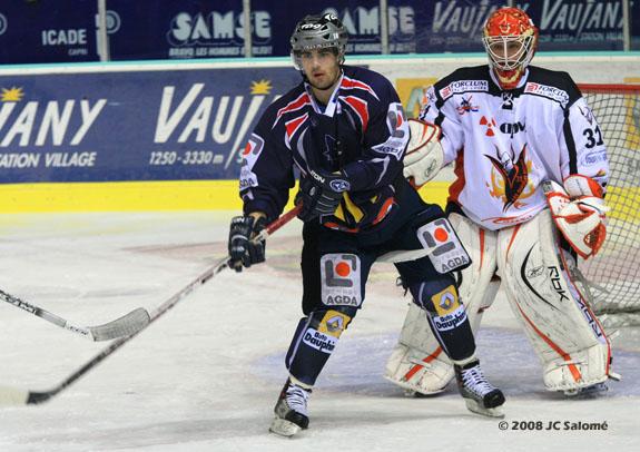 Grenoble  5 - 3 Tours 